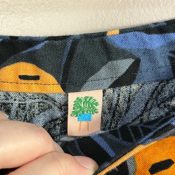 Floral and Clementine Patterned Women's Shorts Navy and Orange - Picture 4 of 9